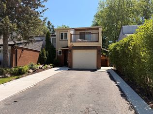3576 Ash Row Cres, Mississauga, ON L5L 1K4