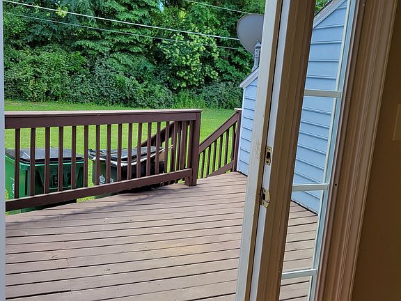 3rd image of 1612 Village Lake Dr