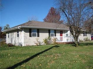 97 N F Hwy, Garden City, MO 64747