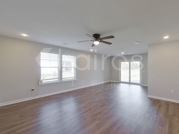 2nd image of 122 Cottage Grove Rd