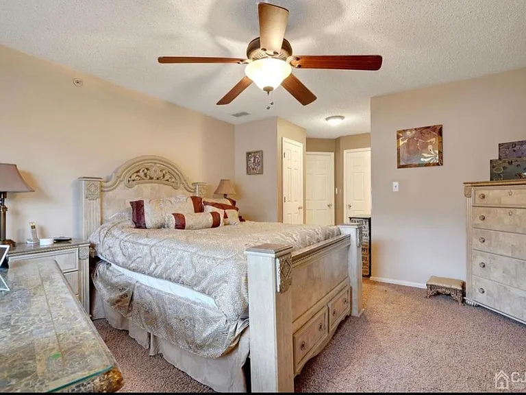 46 Prestwick Way — Photo 7