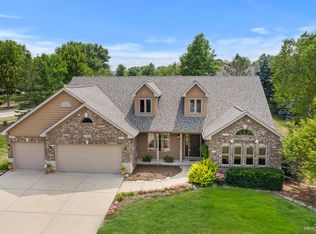 2530 Williams Rd, Batavia, IL 60510