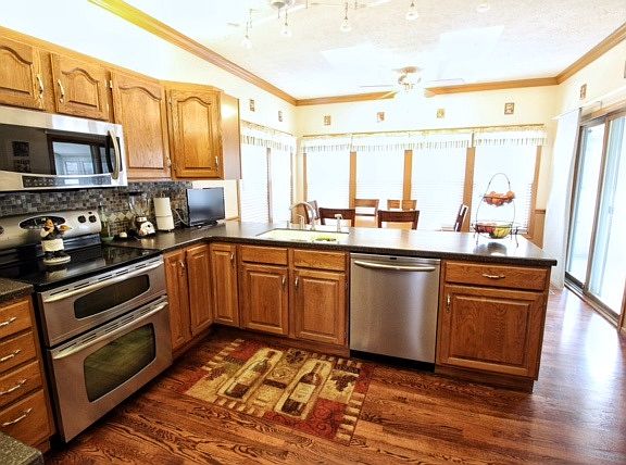 4179123_3