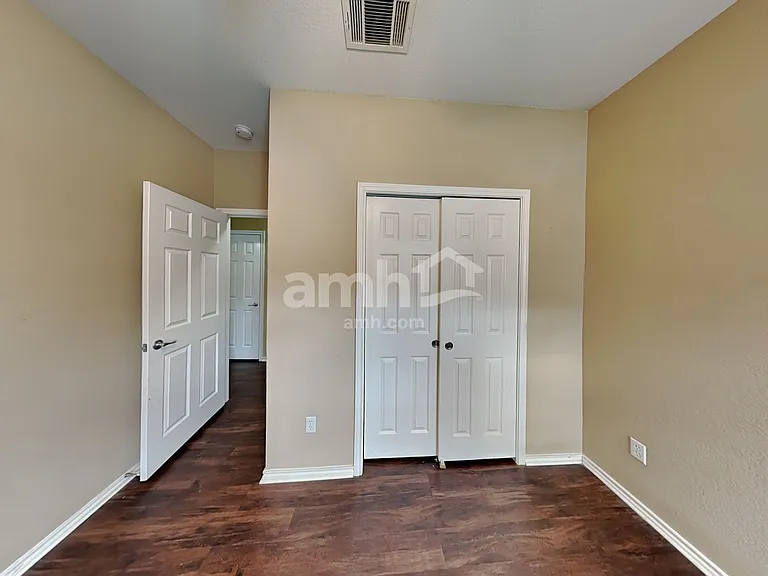 202 Almquist St — Photo 15
