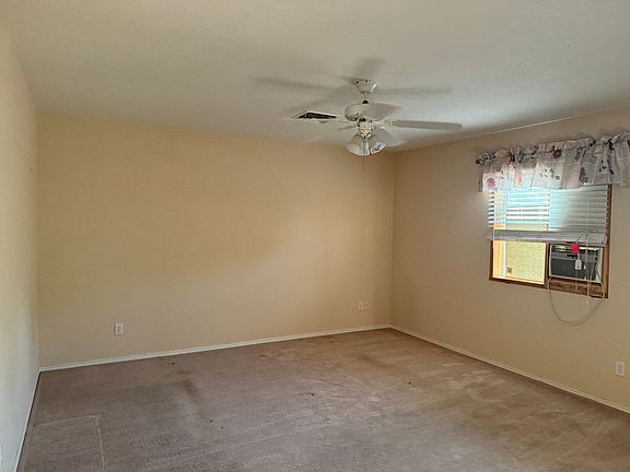 5th image of 2135 Cosnina Dr