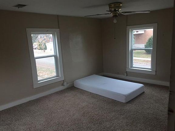 4th image of 808 Jefferson St