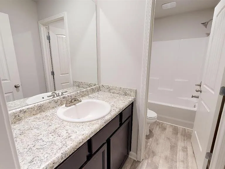 178 Goodall Woods Dr — Photo 13