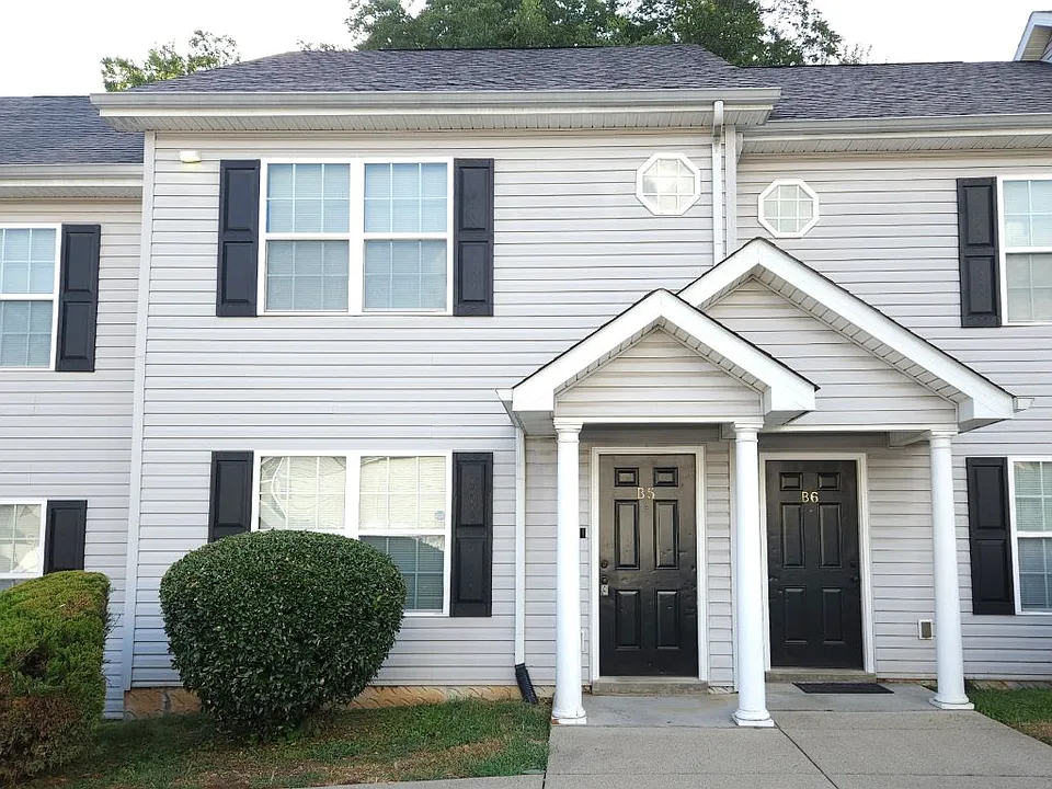 705 Crestland Ave #B5
