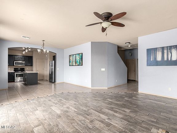 3rd image of 7642 W Tenderfoot Dr