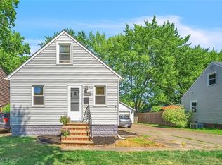 4277 W 223rd St, Fairview Park, OH