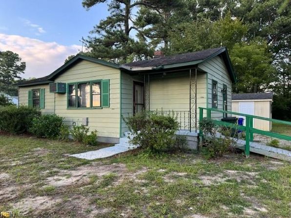 9304 Gates Rd, Suffolk, VA 23437