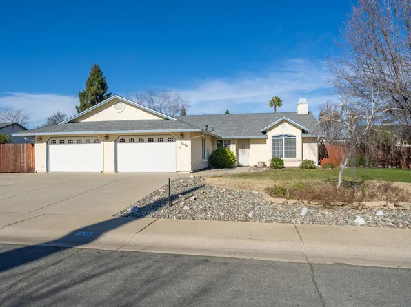 2898 Galaxy Way, Redding, CA 96002