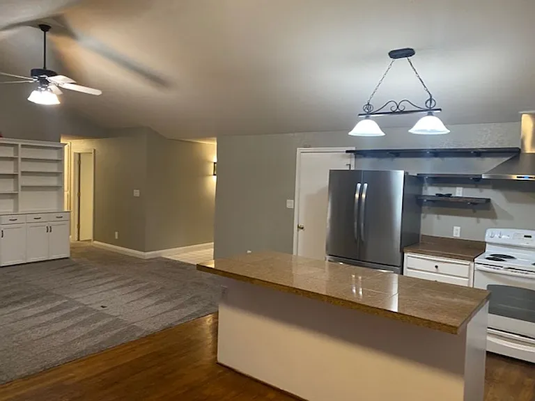 1364 Brook Ct — Photo 14