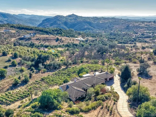 30388 Castlecrest Dr, Valley Center, CA 92082
