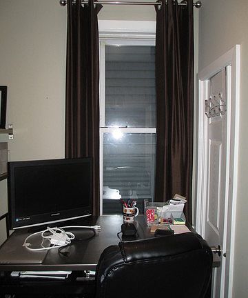 3rd image of 2127 W Wellington Ave