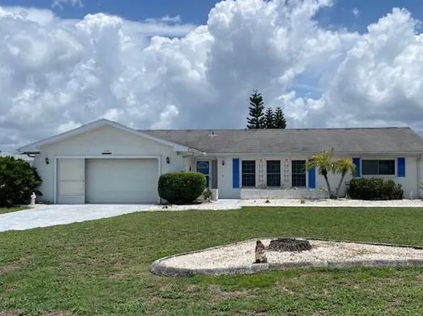1743 Coco Palm Cir, Sun City Center, FL 33573