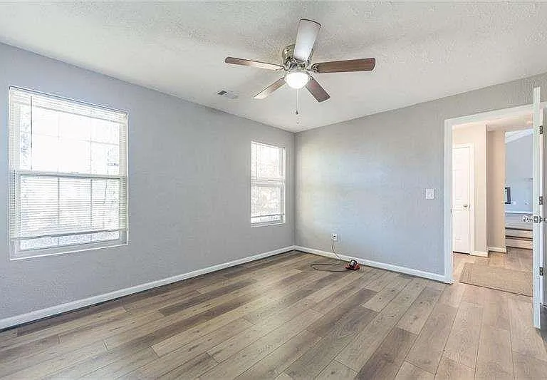 2716 Lake Park Rdg E — Photo 21