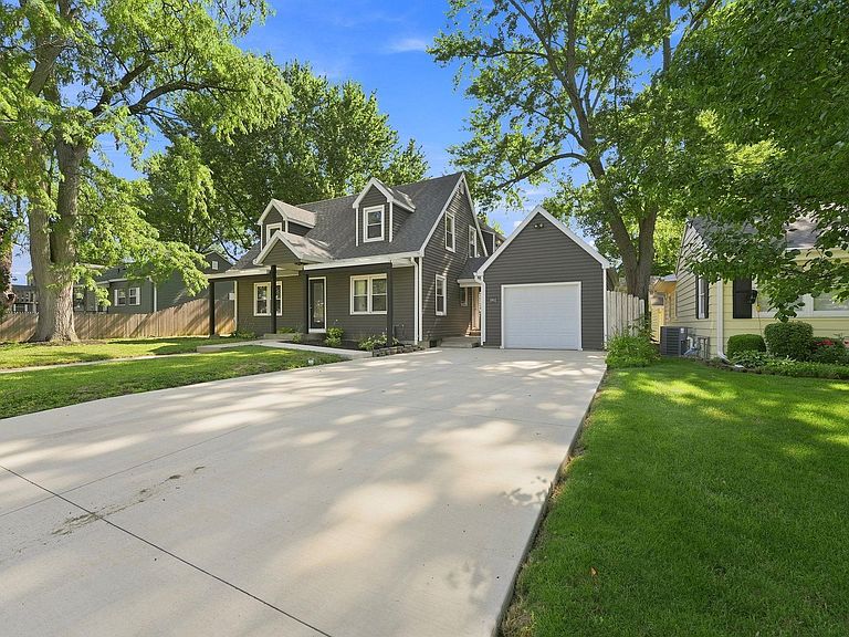 Listing photo 4