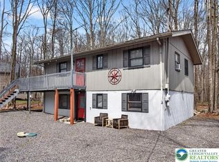 53 Maple Dr, Clifton Township, PA 18424