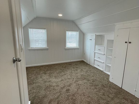 Main Bedroom Upstairs