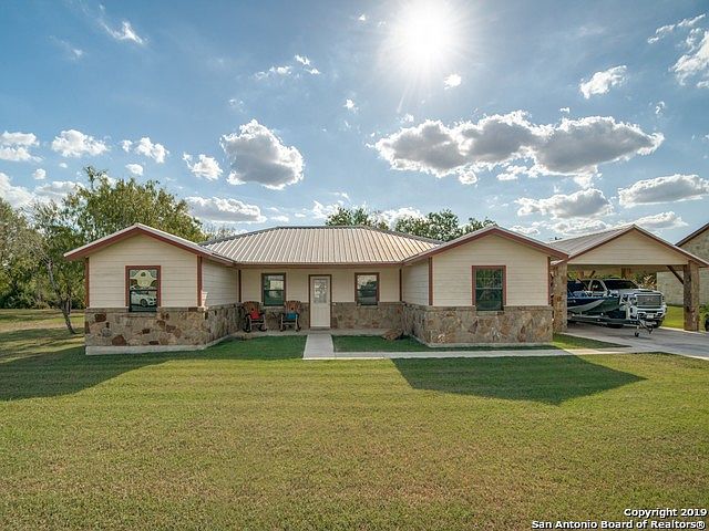 1st image of 204 Bryan Dr