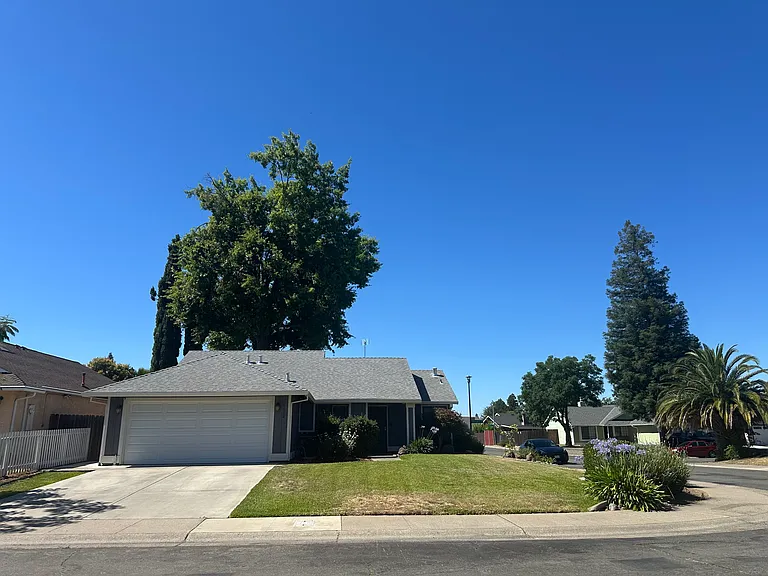 4802 Hinchman Way — Photo 1