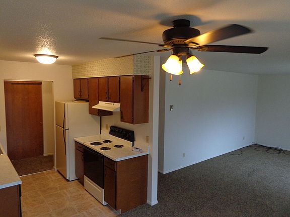 5th image of 219 2nd Ave W APT 16
