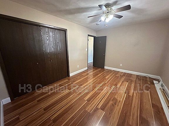 4th image of 109 E Poos Dr