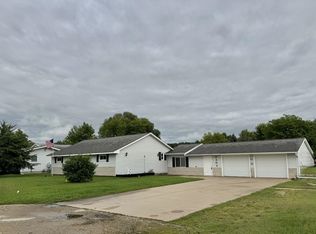 5303 Riverview Rd, Thomson, IL 61285