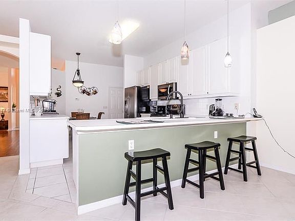 3rd image of 635 NW San Candido Way