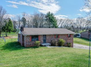 3422 Clayton Ct, Maryville, TN 37804