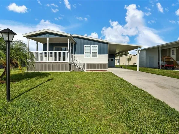 204 El Prado, North Pt, FL 34287