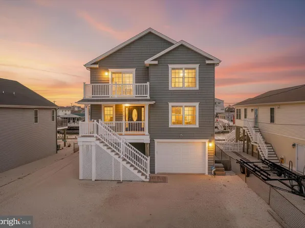 7 W Navasink Dr, Little Egg Harbor, NJ 08087