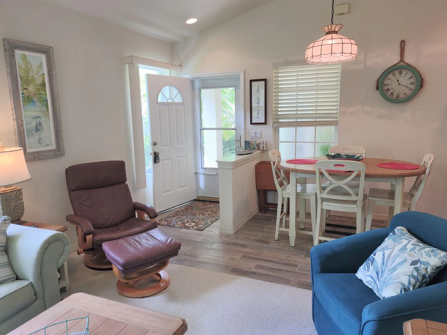 Seasonal Short-Term Villa located in the Auburn Cove Community with Community Pool! — Photo 3