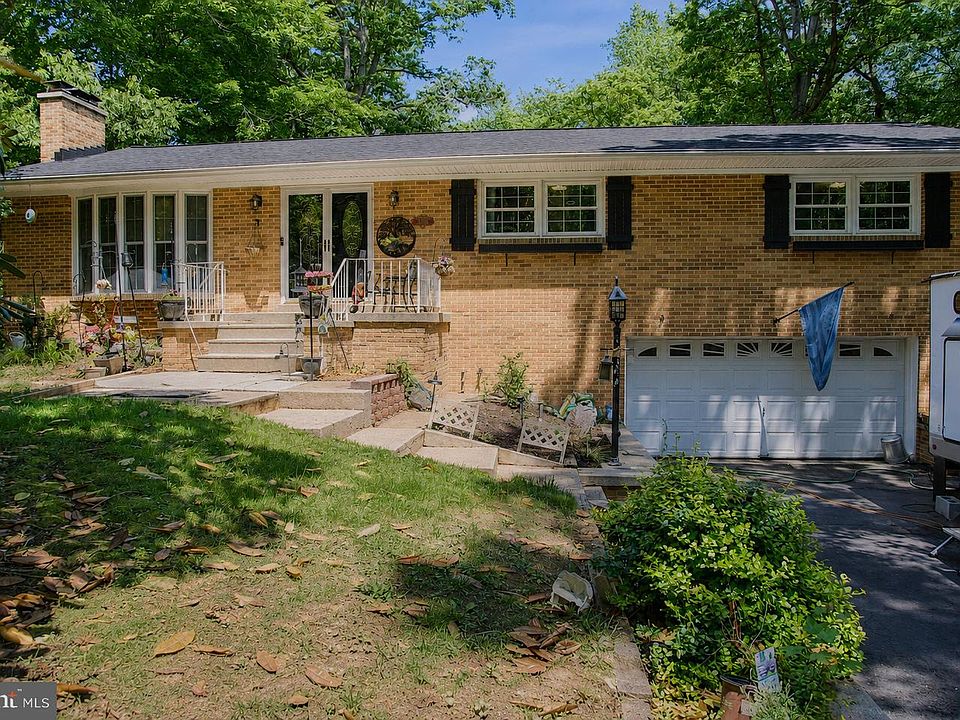 1st image of 3868 Kahler Rd