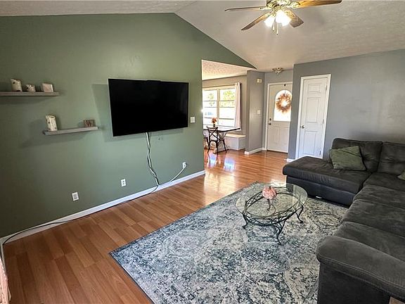 4th image of 147 Fiord Dr