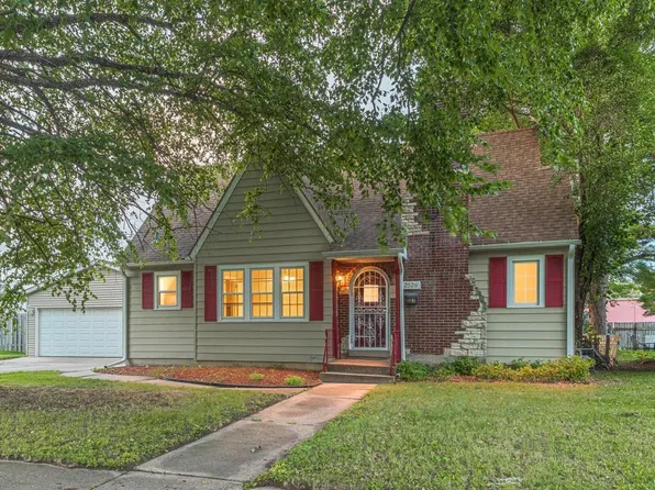 2526 15th Ave, Rockford, IL 61108