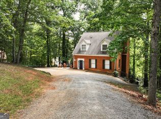 3978 Pine Shore Cir, Gainesville, GA 30501