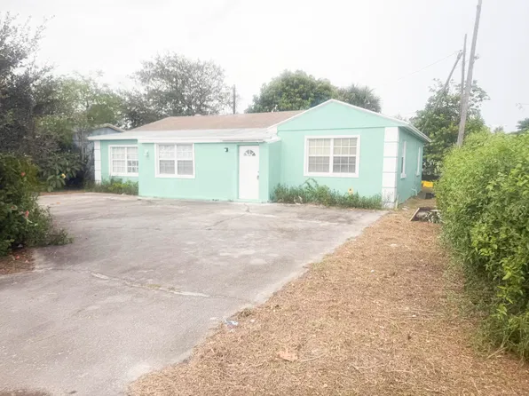 126 W 17th St, Riviera Beach, FL 33404