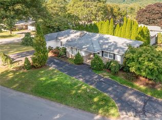 5 Colony Dr, Johnston, RI 02919