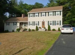 5 Frankay Ln, Billerica, MA 01821