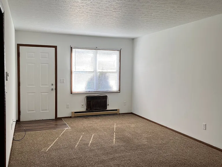 Bank Street Apartments — Photo 5