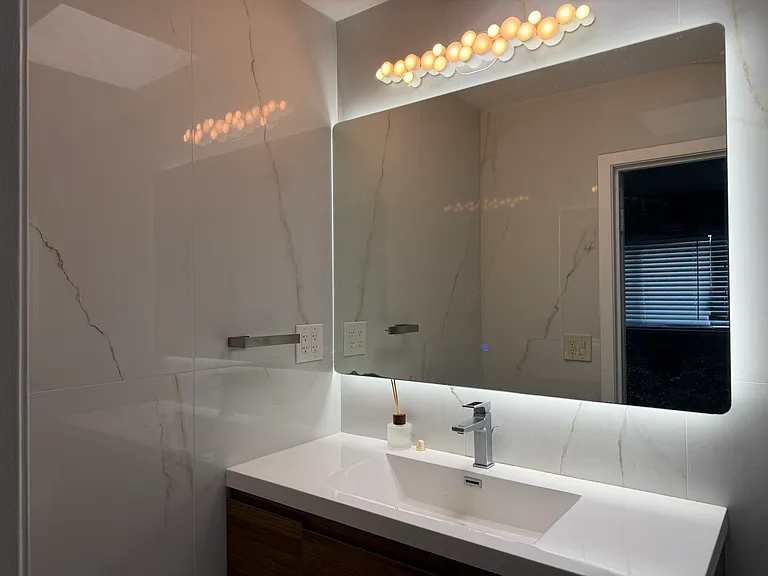 2330 Kent St — Photo 7