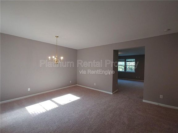4th image of 6205 Park Leaf Walk