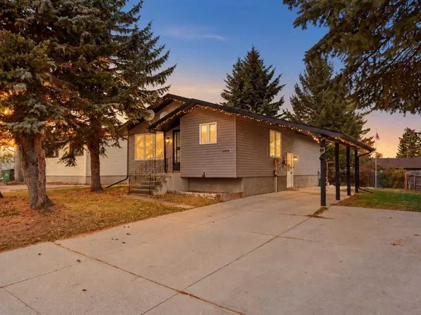 5320 S 57th Ave, Rocky Mountain House, AB T4T 1M7