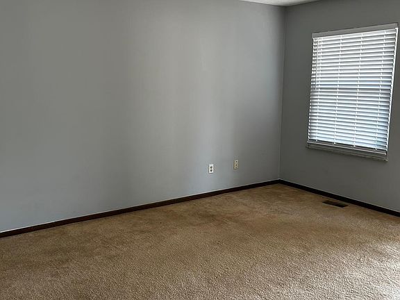 3rd image of 5041 Belle Isle Dr Unit 5047