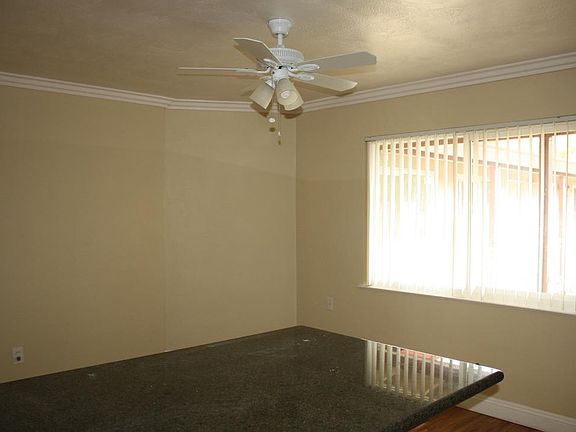 4th image of 325 E William St #13