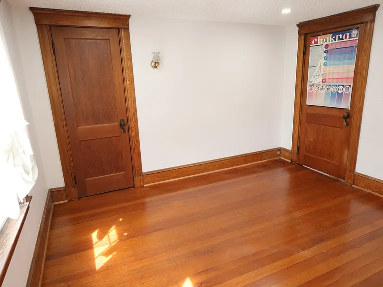 34R Rush St — Photo 20