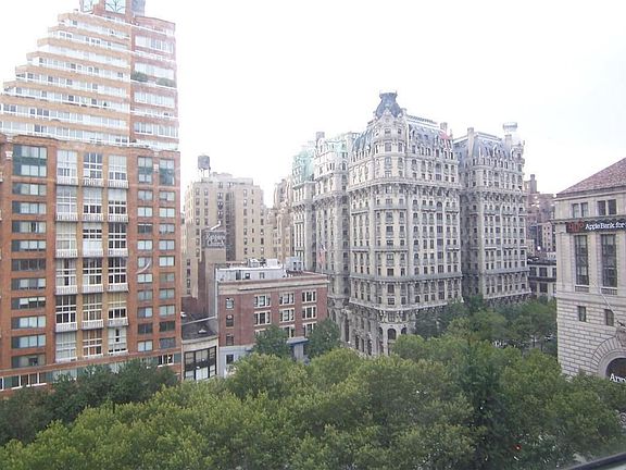 3rd image of 175 W 72nd St APT 8E