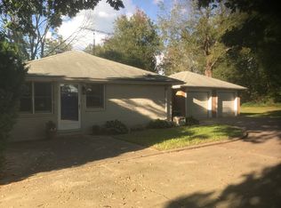 69229 Christiana Lake Rd, Edwardsburg, MI 49112